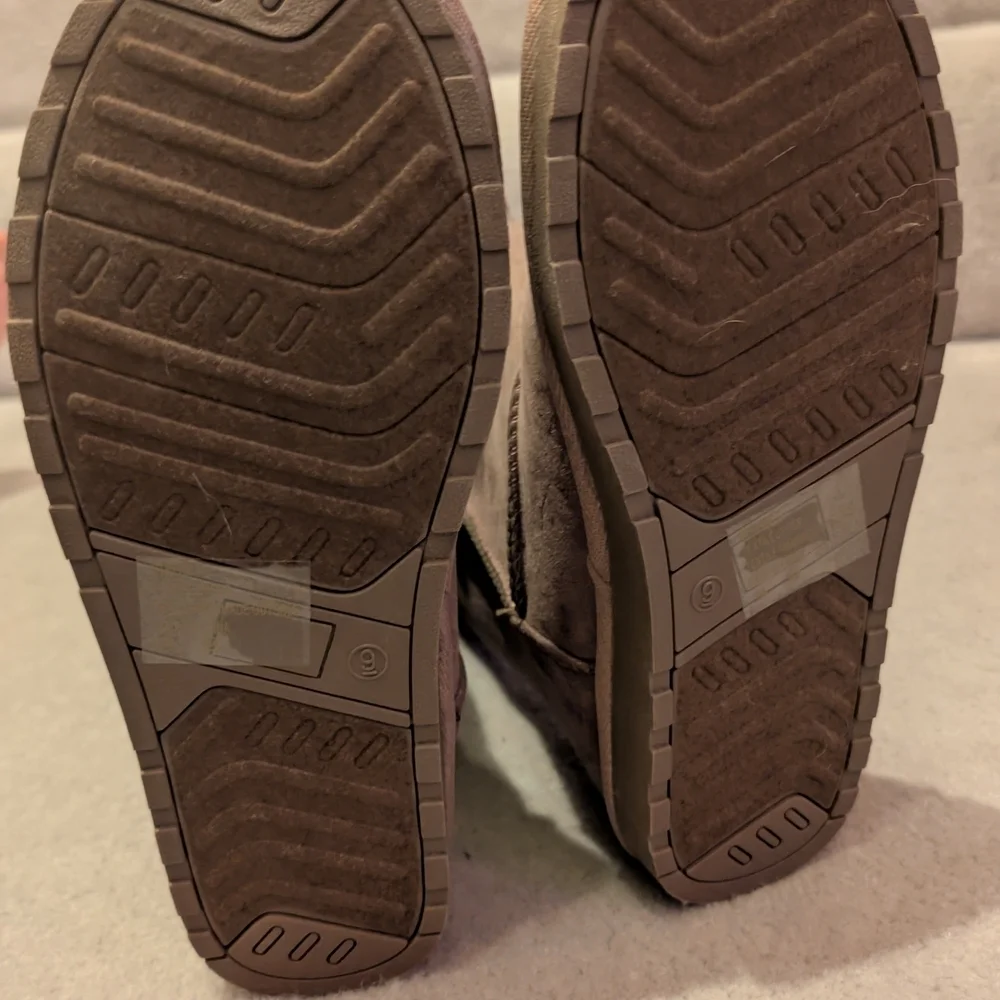 Cozy Brown Fur-Lined Boots